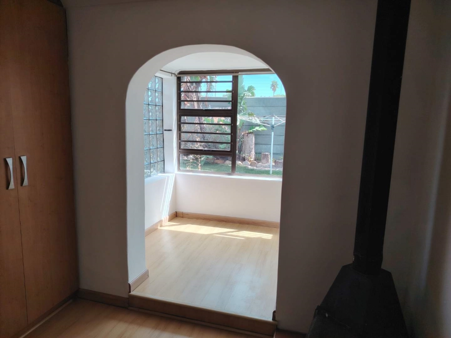 To Let 2 Bedroom Property for Rent in Eden Park Western Cape